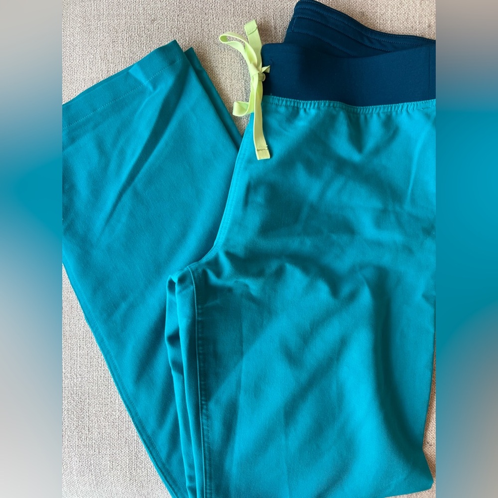 Figs Teal Livingston Scrub Pants - Small